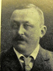 180px-M_268_holst-egil_edited-1